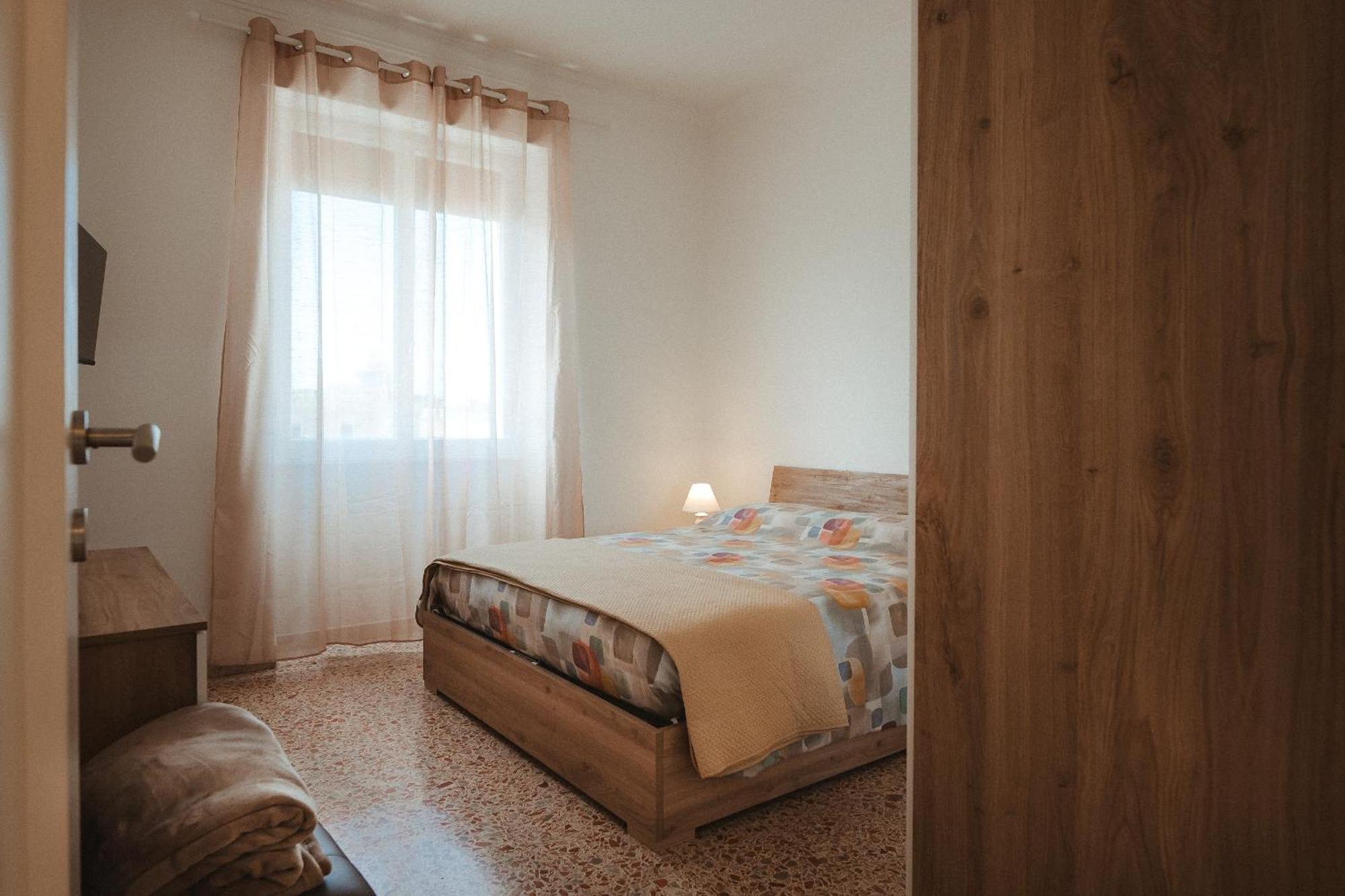 La Casetta Al Mercato Civitavecchia Kamer foto
